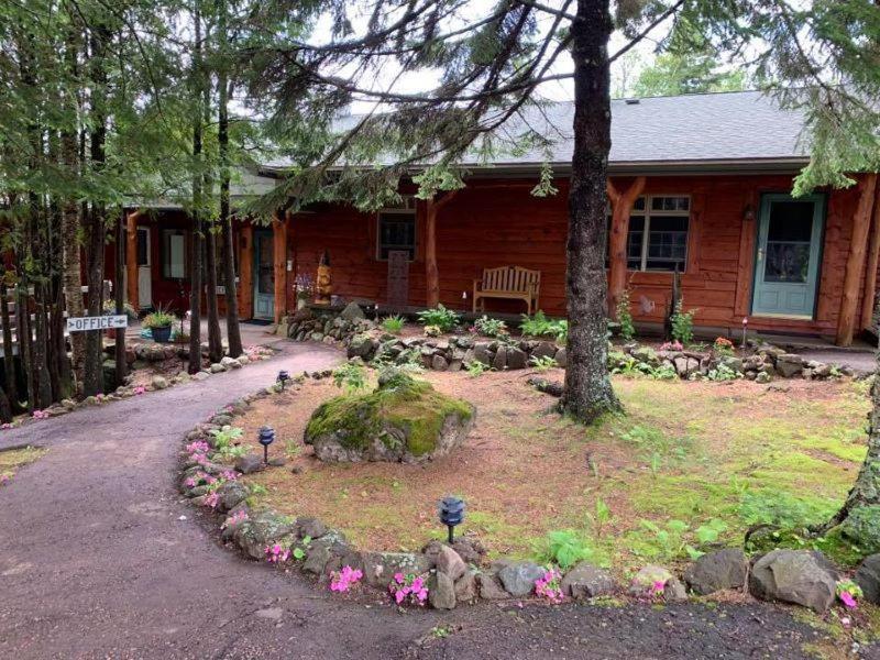 Thomsonite Inn On Lake Superior Grand Marais Buitenkant foto