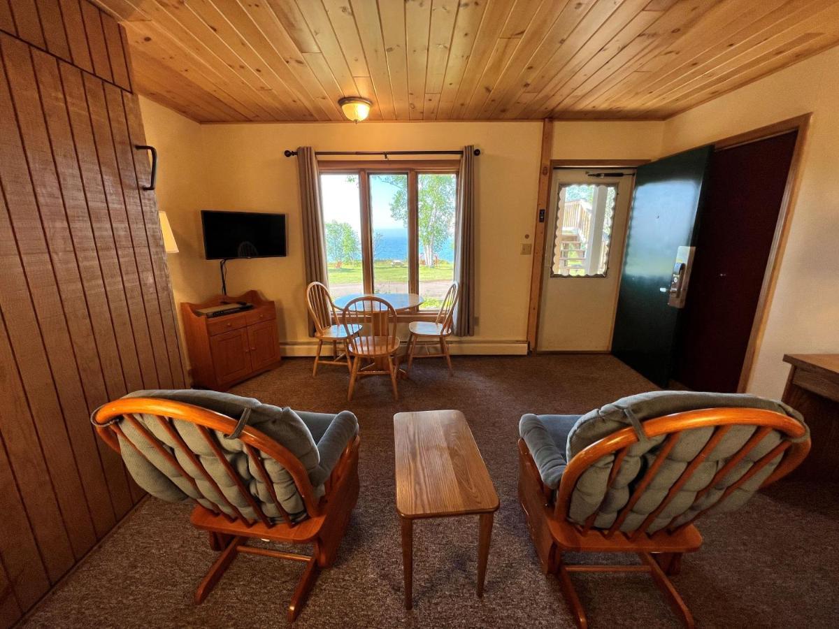 Thomsonite Inn On Lake Superior Grand Marais Buitenkant foto